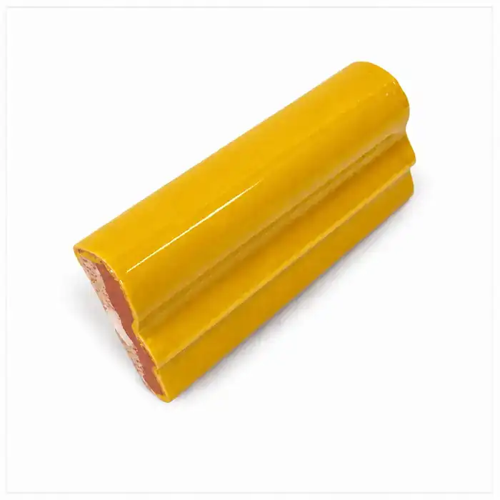 Brillante Amarillo Pecho Paloma